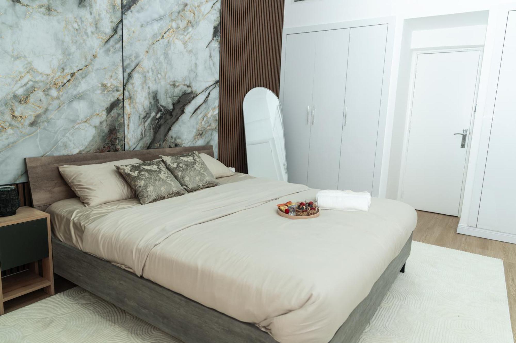 Marina ,1bhk ,full Marina View,partial Sea View ,near Marina Walk, Marina Mall And Jbr * Dubai