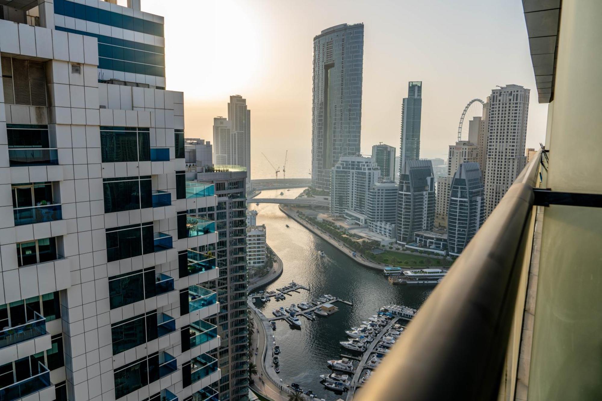 Apartment Marina ,1bhk ,full Marina View,partial Sea View ,near Marina Walk, Marina Mall And Jbr Dubai
